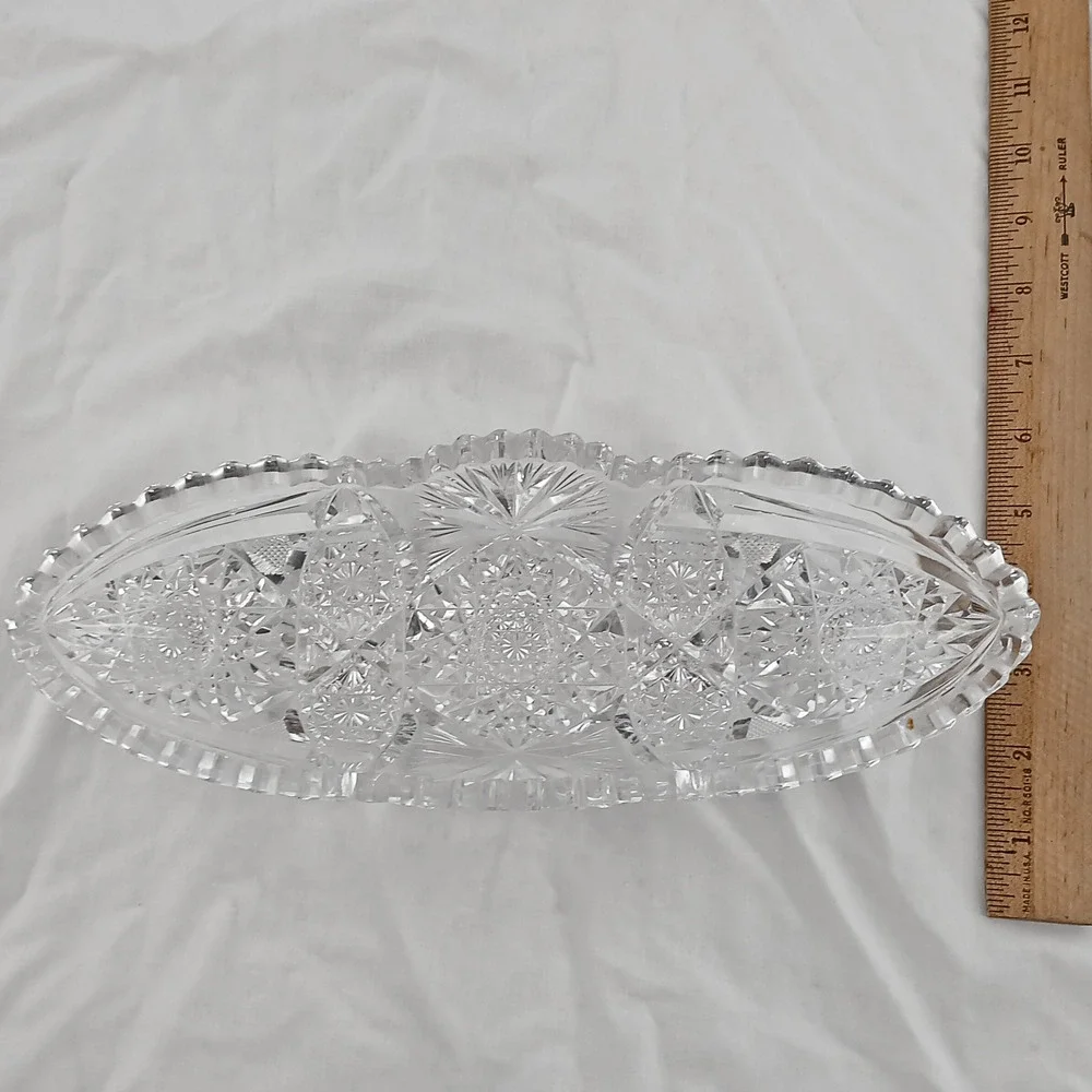 Unmarked elegant vintage